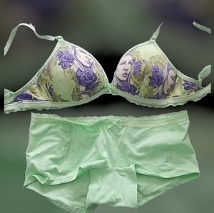 MUCHACHOMALO BRA AND BOY SHORTS